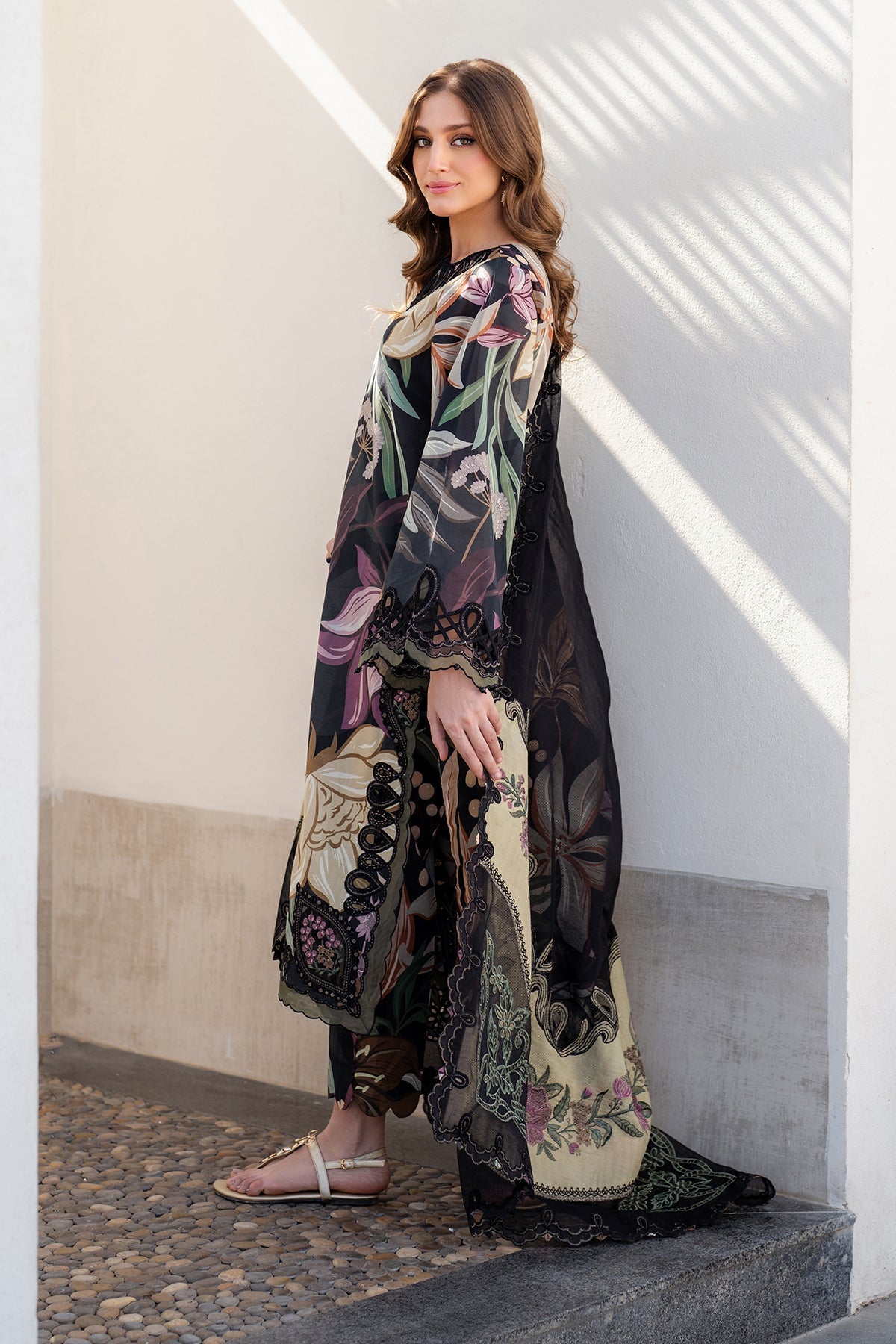 Baroque Print Embroidered Lawn 3pc SL-3050